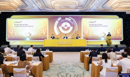 Cuộc đua lập ngân hàng tại Trung tâm tài chính quốc tế tăng nhiệt