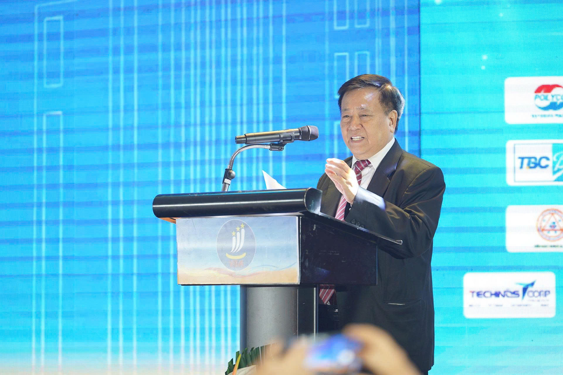 PGS. TS Nguyễn Văn Việt - Chủ tịch Hiệp hội Bia - Rượu - Nước giải khát Việt Nam phát biểu tại buổi lễ