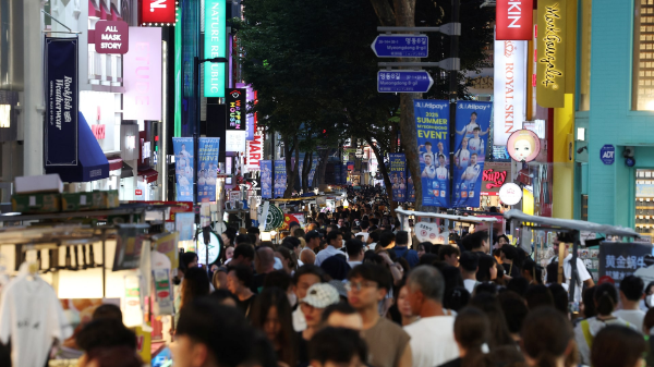 Chứng khoán trong nước lập kỷ lục, nhà đầu tư cá nhân Hàn Quốc vẫn đổ xô mua cổ phiếu Mỹ