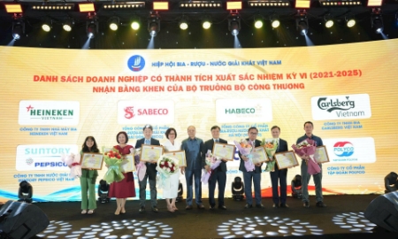 Các doanh nghiệp hội viên tiêu biểu có thành tích xuất sắc giai đoạn 2021-2025 nhận Bằng khen của Bộ Công Thương