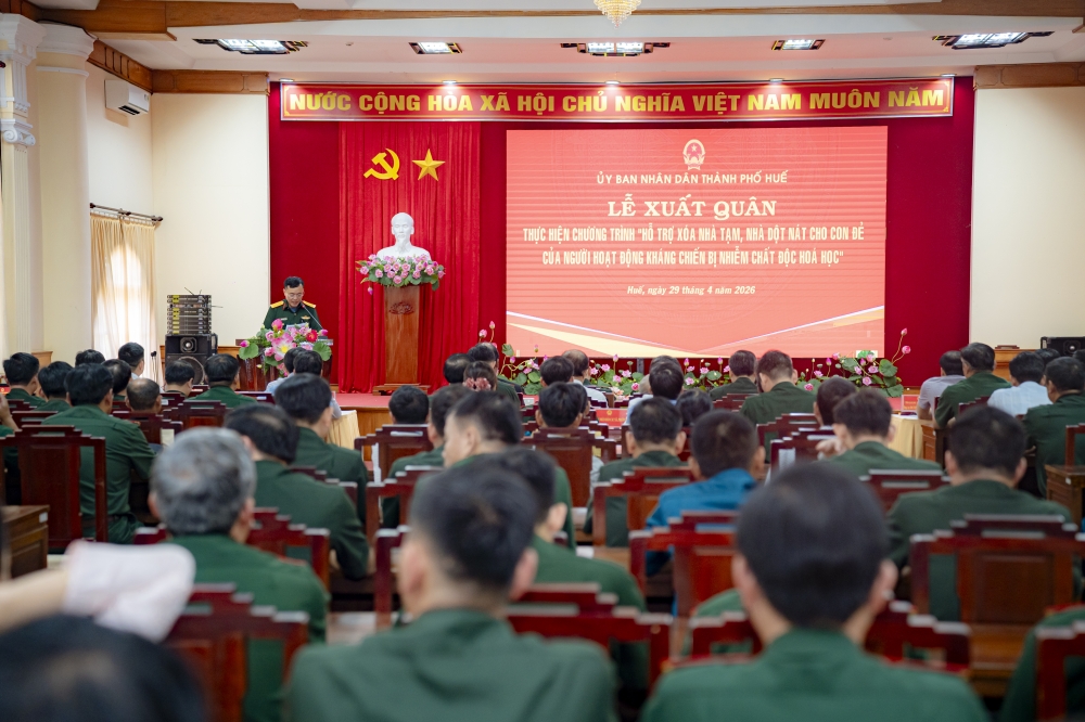 Tại lễ xuất quân