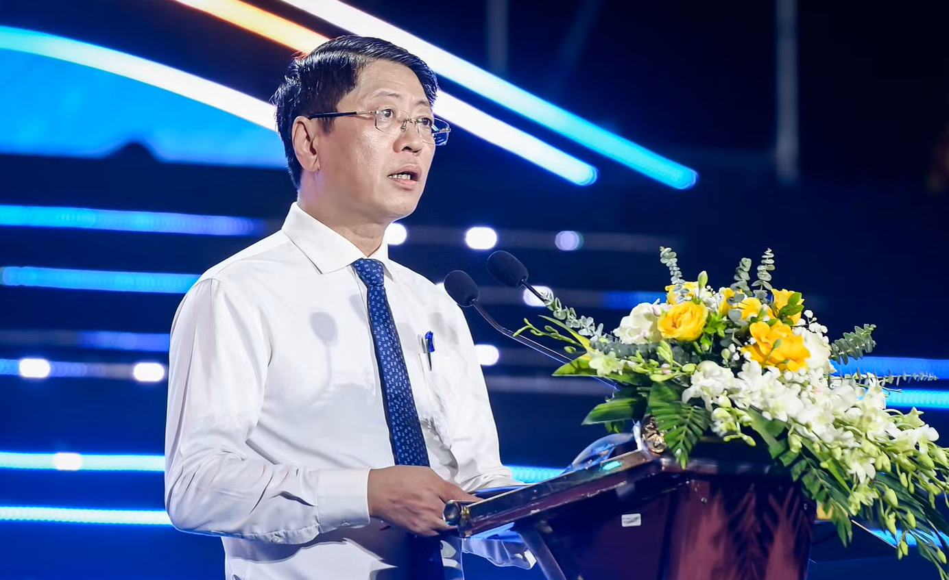 Ông Trần Song Tùng: Ninh Bình là vùng đất hiếm có khi hội tụ đầy đủ ba vùng địa hình gồm miền núi, đồng bằng và ven biển.