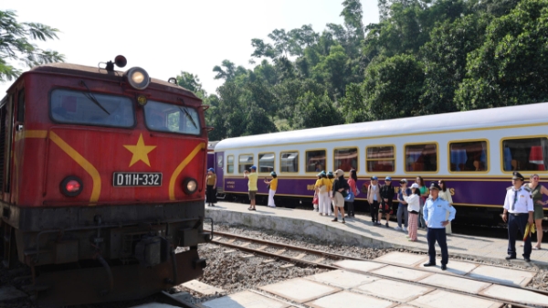 Tổng công ty Đường sắt chính thức áp dụng AI điều hành giá vé linh hoạt từ 1/5