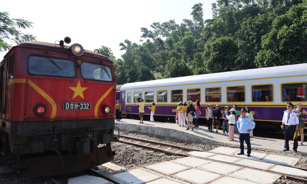 Tổng công ty Đường sắt chính thức áp dụng AI điều hành giá vé linh hoạt từ 1/5