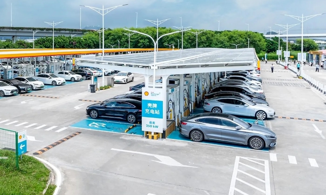 Sạc siêu nhanh dưới 10 phút: 