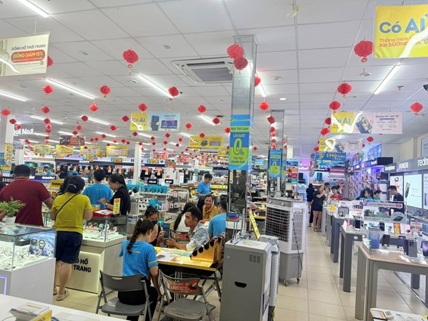 Tối ưu hiệu suất trên từng điểm bán giúp DMX ghi nhận mức tăng trưởng doanh thu cửa hàng cũ kỷ lục. Ảnh: DMX.