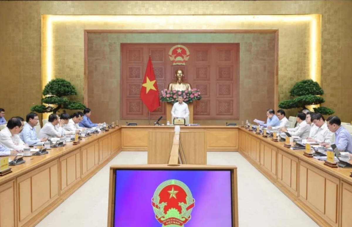 Thủ tướng chủ trì cuộc làm việc với Bộ Nông nghiệp và Môi trường.
