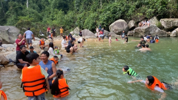 Thác Ma Hao “bản hòa âm” giữa đại ngàn xứ Thanh