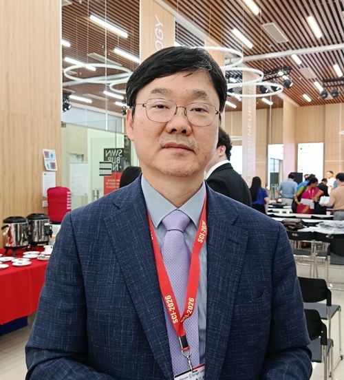 GS. Hyun Seok Oh 