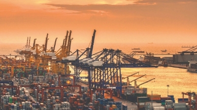 Vietnam's total trade hits over $344 billion in 4M