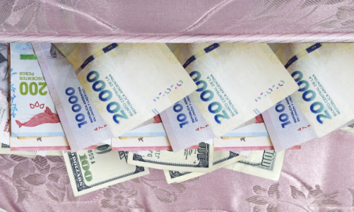 170 tỷ USD nằm ngoài ngân hàng: Vì sao người Argentina vẫn chuộng tiền mặt?