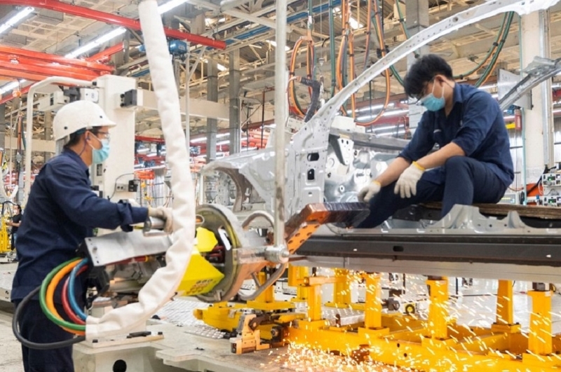 New orders decrease as firms' costs rise at fastest pace in 15 years: S&P Global report