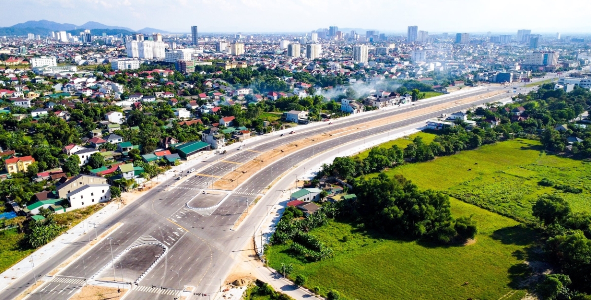 Đại lộ Vinh - Cửa Lò. Ảnh: Thành Cường
