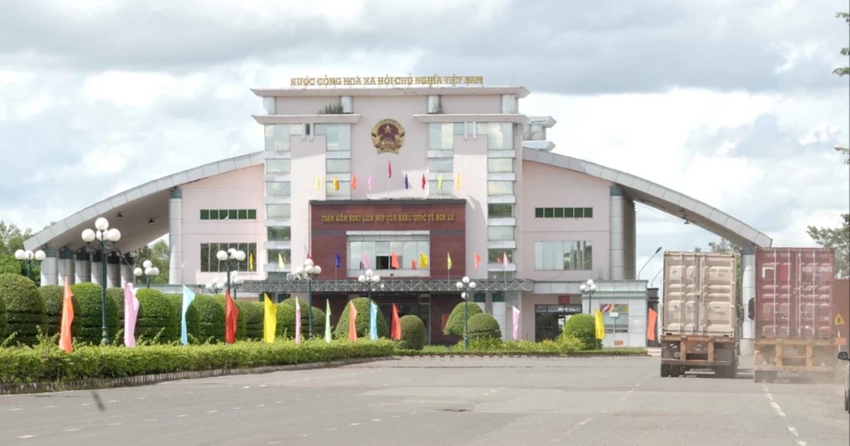 Campuchia siết chặt thông quan, doanh nghiệp Việt cần chủ động - VnEconomy