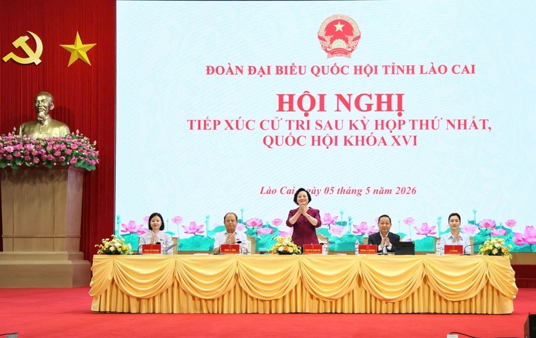 Bí thư Trung ương Đảng, Phó Thủ tướng Phạm Thị Thanh Trà và các đại biểu Quốc hội tỉnh tiếp xúc cử tri tại Lào Cai 