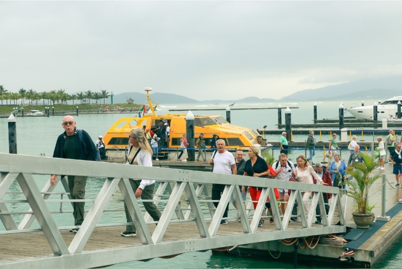 Vietnam welcomes 8.8 million foreign tourists in 4M