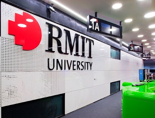 Authority to approve foreign university branches in Vietnam now belongs to Education Minister