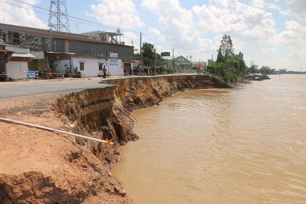 Cần rà soát, tổng hợp đầy đủ số liệu về các loại hình thiên tai như sụt lún, sạt lở, ngập úng, hạn hán. Ảnh minh họa