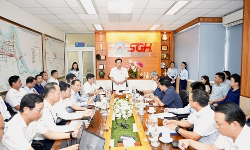 Huế đồng hành cùng doanh nghiệp gỡ “nút thắt” hạ tầng, nhân lực tại các khu công nghiệp trọng điểm