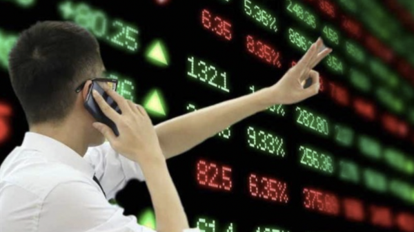 Cá nhân mua ròng gần 1.000 tỷ đồng, gom nhiều nhất FPT 
