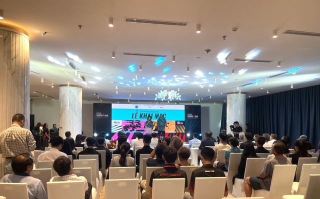 Quang cảnh buổi họp báo. Ảnh Ngô Anh Văn