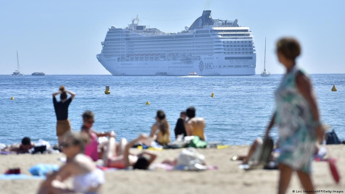 Du lịch bằng du thuyền là một hình thức nghỉ dưỡng có mức phát thải carbon cao. Ảnh: Loic Venance/AFP/Getty Images