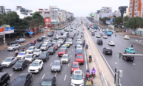 Giảm phát thải: Bài toán tổng thể không chỉ nằm riêng ở xe điện