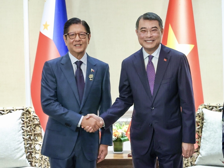 Thủ tướng Lê Minh Hưng và Tổng thống Philippines Ferdinand Romualdez Marcos Jr - Ảnh: VGP