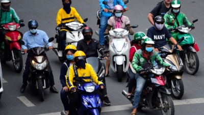 Hanoi proposes phased restrictions on fossil fuel vehicles in low-emission zone plan