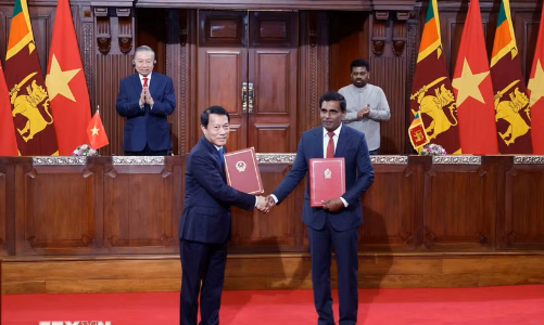 Cooperative documents exchanged between Vietnam and Sri Lanka