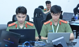 Cuộc thi “Hành trình truy vết tội phạm mạng” có sự tham gia của 14 đội thi