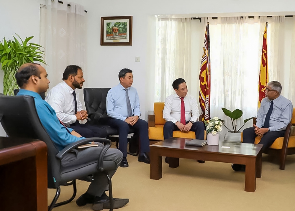 Buổi làm việc giữa Thành phố Huế và tỉnh Miền Trung Sri Lanka.