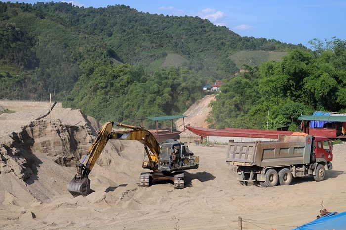 Theo quy định, các tổ chức, cá nhân khai thác khoáng sản phải thực hiện ký quỹ cải tạo, phục hồi môi trường. Ảnh minh họa