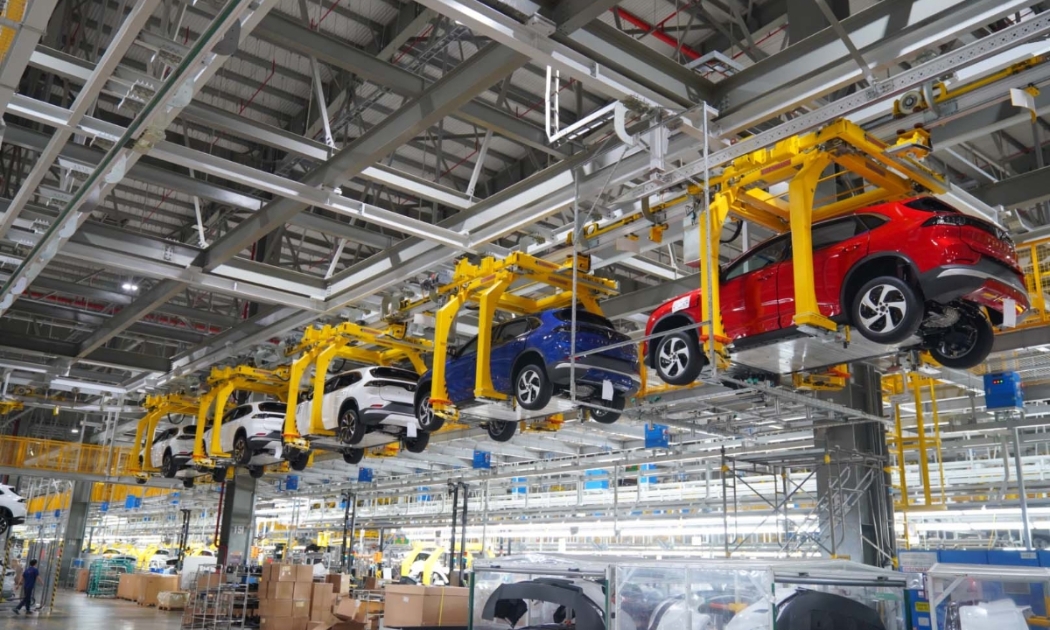  Sự trỗi dậy của nội lực lắp ráp và 