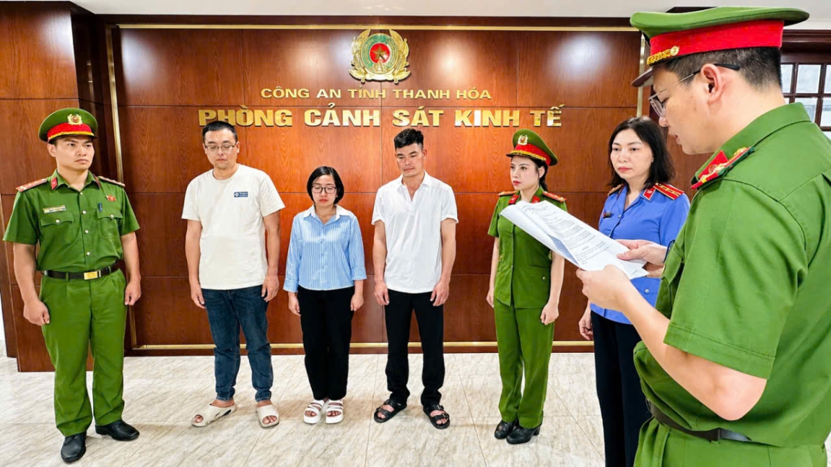 Cơ quan Cảnh sát điều tra Công an tỉnh Thanh Hóa chính thức Khởi tố vụ án hình sự "Gây ô nhiễm môi trường" xảy ra tại trang trại chăn nuôi lợn quy mô lớn của Công ty TNHH Dịch vụ và Chăn nuôi NewHope Thanh Hóa