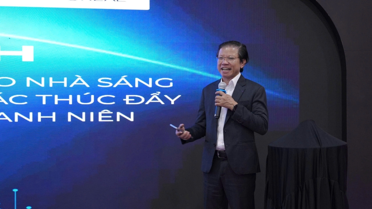 GS.TS Hoàng Anh Tuấn, Hiệu trưởng Trường Đại học Khoa học Xã hội và Nhân văn.