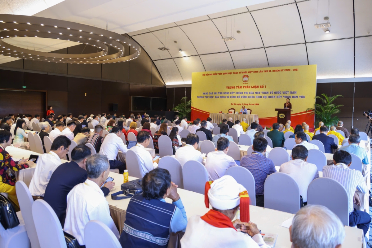 Quang cảnh phiên thảo luận.