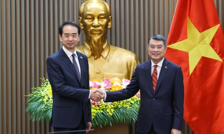 Thủ tướng Lê Minh Hưng tiếp Đại sứ Trung Quốc Hà Vĩ