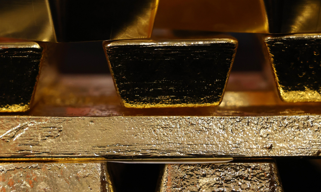 Giá vàng đảo chiều từ giảm sang tăng, SPDR Gold Trust mua ròng