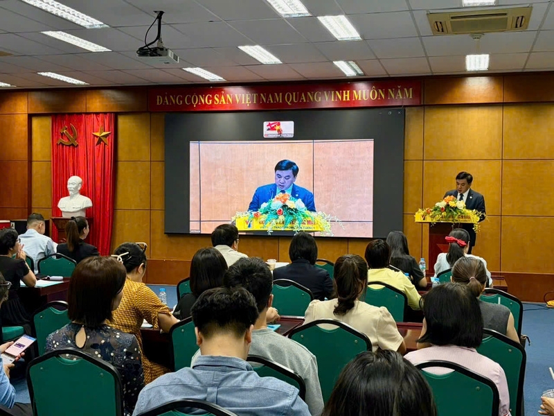 Hội thảo “Cơ hội và thách thức phát triển thị trường Vương quốc Anh