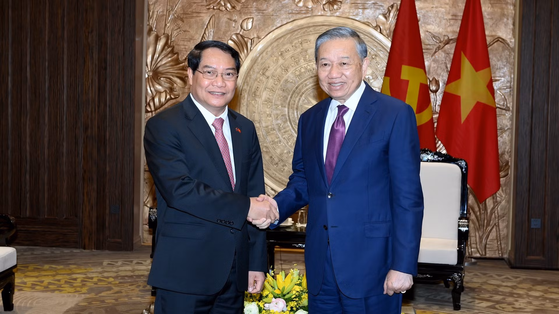 Tổng Bí thư, Chủ tịch nước Tô Lâm nhấn mạnh vai trò hình mẫu hợp tác của Hà Nội – Viêng Chăn