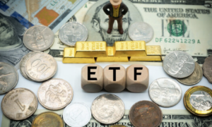 Hàng loạt cổ phiếu bất động sản sắp bị ETF bán ra khối lượng lớn