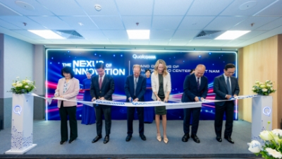 Qualcomm officially inaugurates Hanoi R&D Center