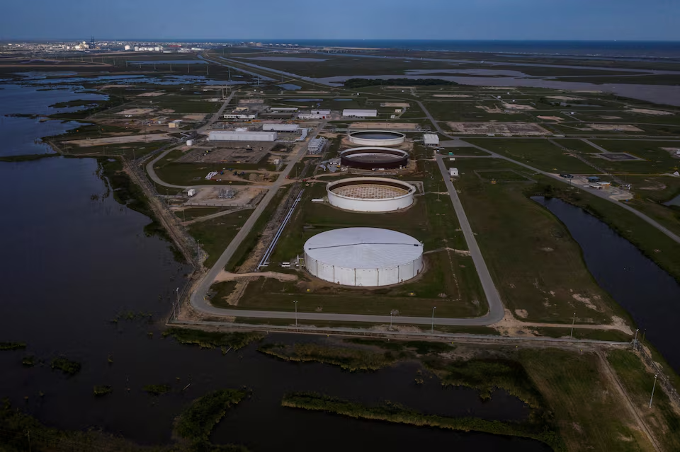 Cơ sở lưu trữ dầu Bryan Mound thuộc Kho Dự trữ Dầu mỏ Chiến lược Mỹ (SPR) tại Freeport, bang Texas - Ảnh: Reuters