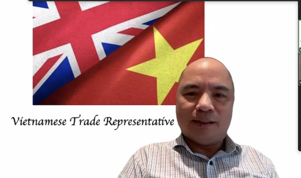 Ông Lê Đình Bá, Tham tán, Trưởng đại diện Thương vụ Việt Nam tại Vương quốc Anh.