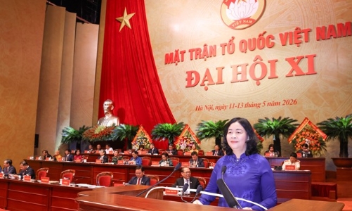 Bà Bùi Thị Minh Hoài giữ chức Chủ tịch Ủy ban Trung ương Mặt trận Tổ quốc Việt Nam khóa XI