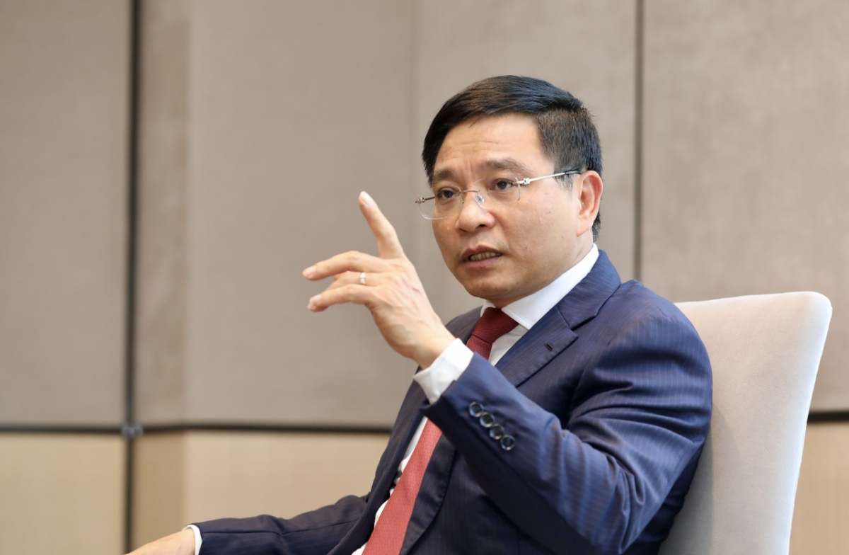 Ông Nguyễn Văn Thắng, Phó Thủ tướng Chính phủ, chỉ đạo tại Diễn đàn Nhịp cầu Phát triển Việt Nam 2026.