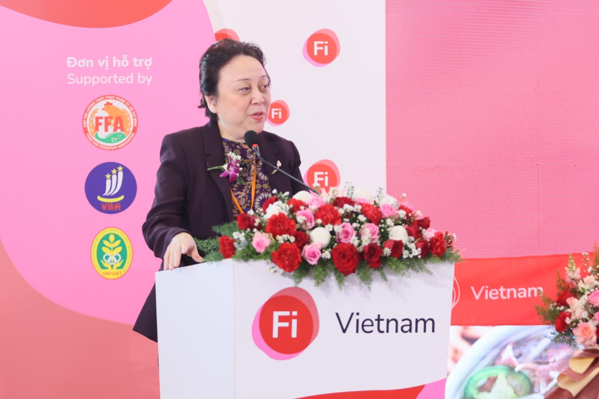 Bà Phạm Khánh Phong Lan, Giám đốc Sở An toàn thực phẩm TP .Hồ Chí Minh, phát biểu tại Fi Vietnam 2026.