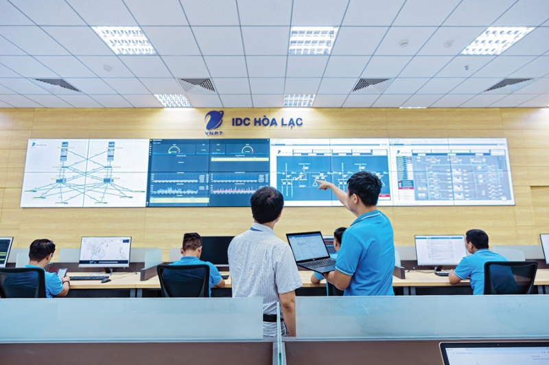 The role of public investment in technological development