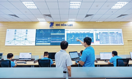 The role of public investment in technological development